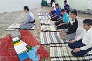 برنامه آموزشی وتربیتی سودای بندگی در مدارس استثنایی کردستان اجرا می شود